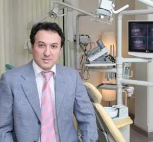 دکتر رامین جعفرزاده - متخصصان دندانپزشکی